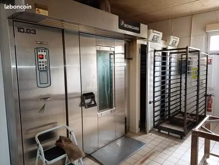 boulangerie patisserie / commerce de proximite