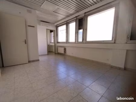 local commercial 30 m²