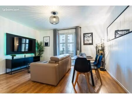 val d'europe t2 premium - 2 balcons et parking