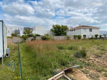 terrain st gilles croix de vie 160000