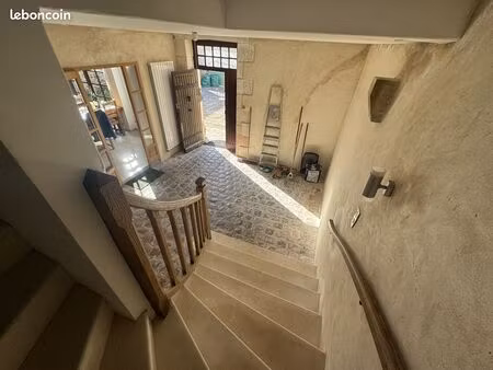 propriété 6 pièces 270 m²