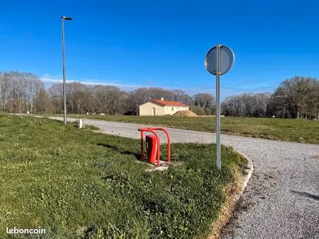 terrain 913 m² la geneytouse