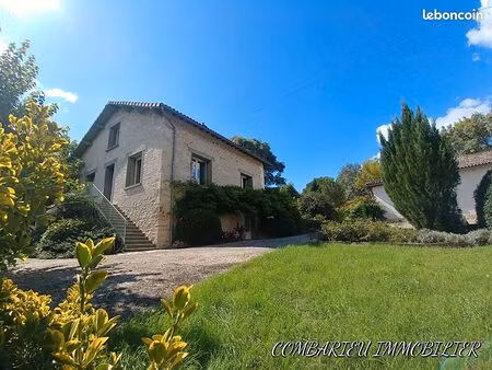 propriété 9 pièces 220 m²