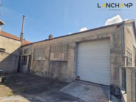 maison 1 pièce 230 m²