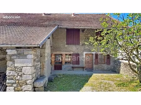 maison 4 pièces 77 m²