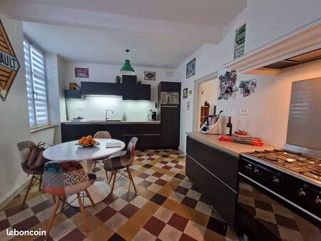 maison 6 pièces 155 m²