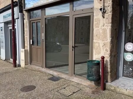 local commercial hyper centre