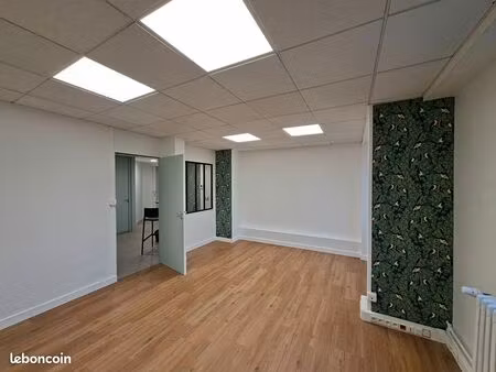 bureaux 64 m² la roche sur yon
