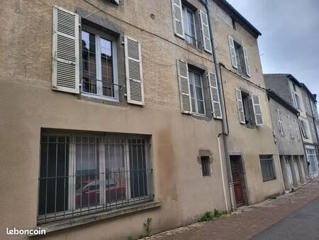 maison 12 pièces 210 m²