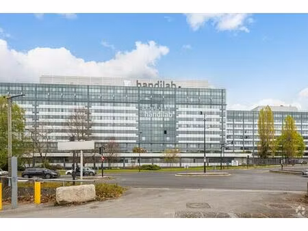 location bureaux 100 m² à 1 000 m²