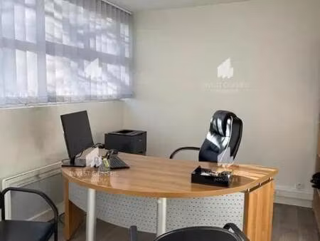 location bureaux 45 m² à 130 m²