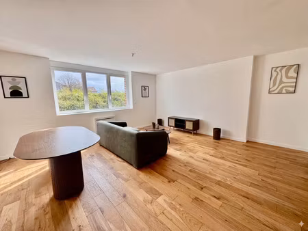 appartement t4 - 115 m2 - lumineux - parking - saint-andré-l