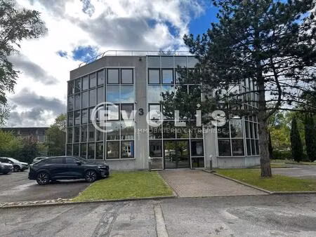 vente bureaux 139 m²