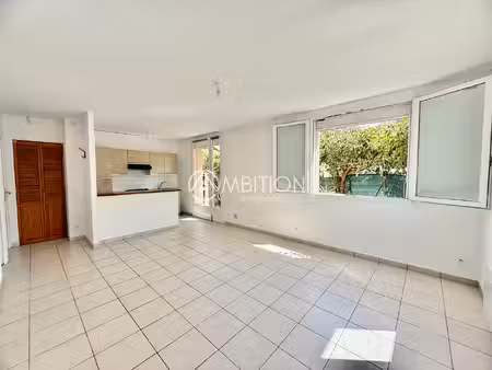 appartement 3 pièces 48 m2 en rez de jardin