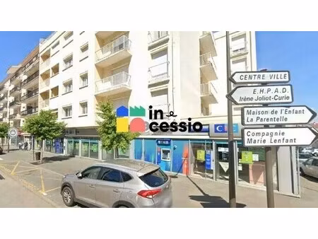 vente commerce 153 m²
