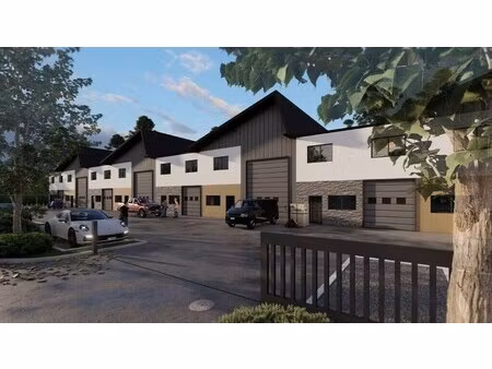 vente entrepôt herouville en vexin 95300 211m²