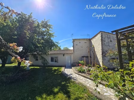 maison à vendre 4 pièces auge (79)