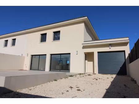 villa rt 2020 de 160 m2 sur terrain 430 m2.