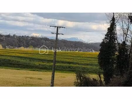 terrain de 3 700 m² à guizerix