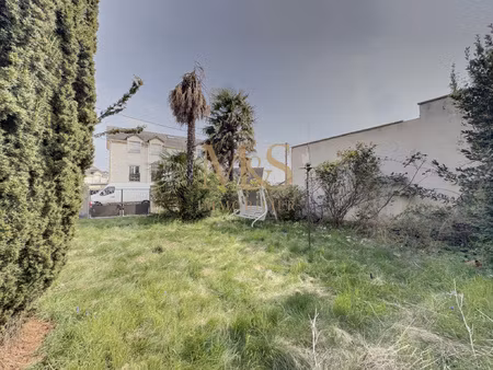 terrain à bâtir avec fort potentiel