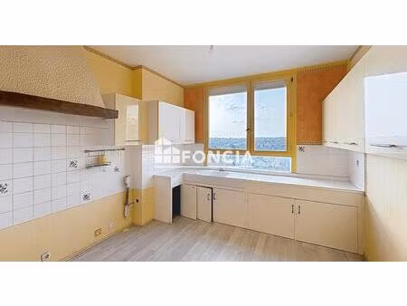 appartement et garage privatif