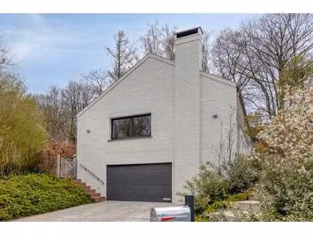 villa rénovée située à proximité du centre d'overijse