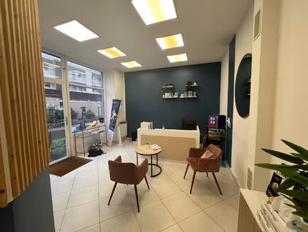 location local industriel 42 m² à vincennes (94300)