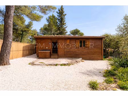 vente locaux professionnels 3 pièces 60 m² à le castellet (83330)  64 000 €