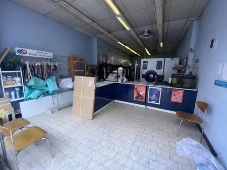 vente locaux professionnels à douai (59500)  208 000 €