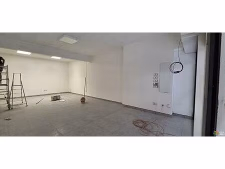 a louer – local commercial ou professionnel de 50 m² – centre-ville du tampon