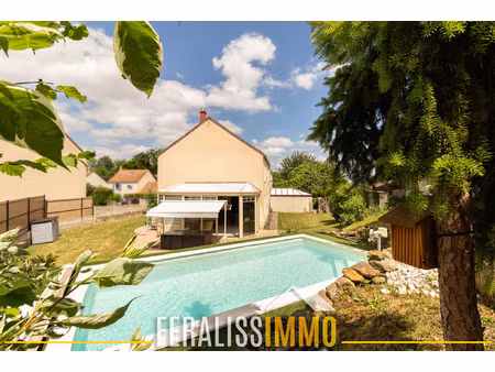 maison de 5 chambres dans quartier calme et verdoyant !