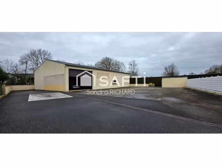 vente locaux professionnels 1 pièce 300 m² à saffré (44390)  185 000 €