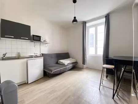 location appartement t1 meublé à la roche-sur-yon (85000) : à louer t1 meublé / 17m² la ro