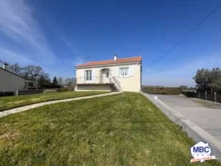 vente maison à montrevault-sur-evre (49110) : à vendre / 87m² montrevault-sur-evre