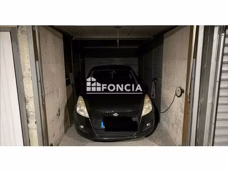 a vendre - garage fermé en sous sol - nice nord
