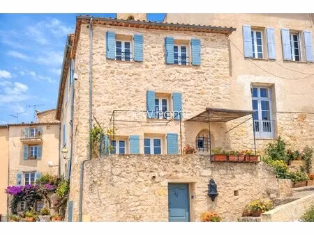 charmante maison de village vue mer panoramique à chateauneuf -grasse. un véritable rêve!