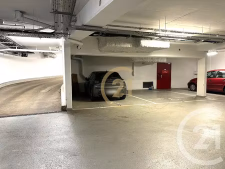 vente parking à versailles (78000)  38 000 €