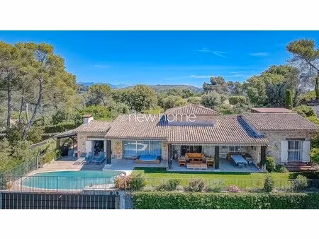 villa dans un domaine prestigieux avec vue panoramique