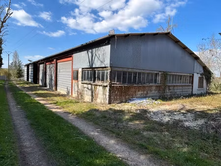 vente immeuble 2 pièces 650 m² à aillant-sur-milleron (45230)  83 000 €