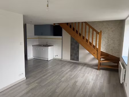 location appartement 3 pièces 60 m² à esprels (70110)  395 €
