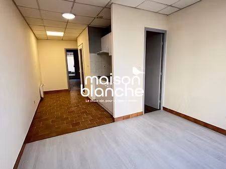 location appartement 2 pièces 31.6 m² à coutras (33230)  450 €