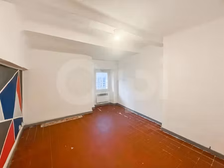 location appartement 2 pièces 52 m² à sollies-pont (83210)  560 €