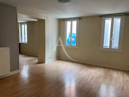 location appartement 3 pièces 76.65 m² à albi (81000)  633 €
