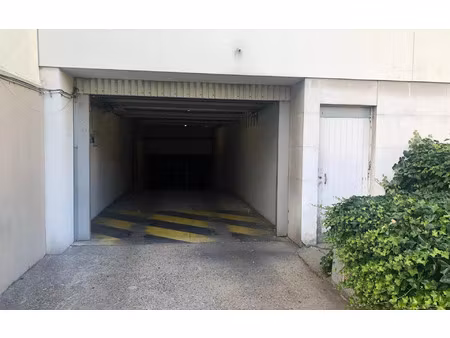 stationnement vincennes 17 m² t- à vendre  37 500 €