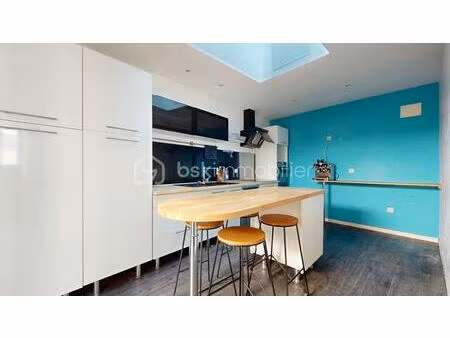 maison de ville - 5 chambres - commerces et écoles accessibles à pied - pont-l’abbé-d’arno