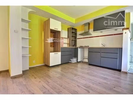 à louer – appartement t2 bis de 64 91 m² au versoud