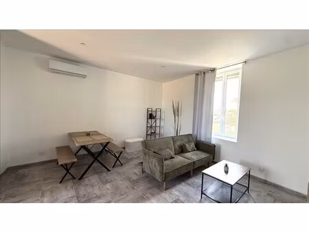 appartement - 1er étage - 64 05 m2 - 3 pièces - meublé