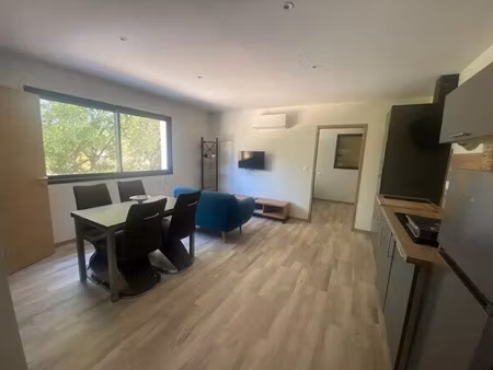 location meublée appartement 2 pièces 42 m² à cabries (13480)  934 €