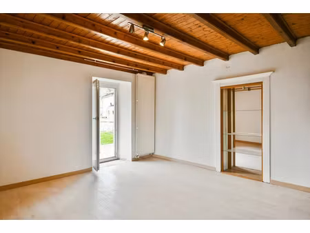 location appartement 4 pièces 79.56 m² à thônes (74230)  1 200 €