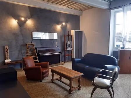 location meublée appartement 5 pièces 130 m² à cluny (71250)  1 200 €